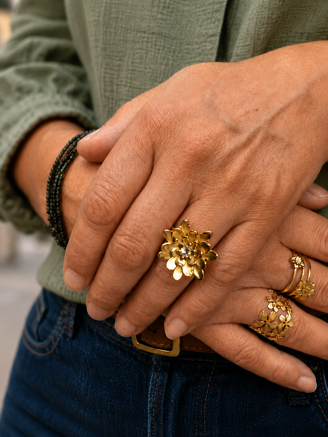 Bague dorée Frisson